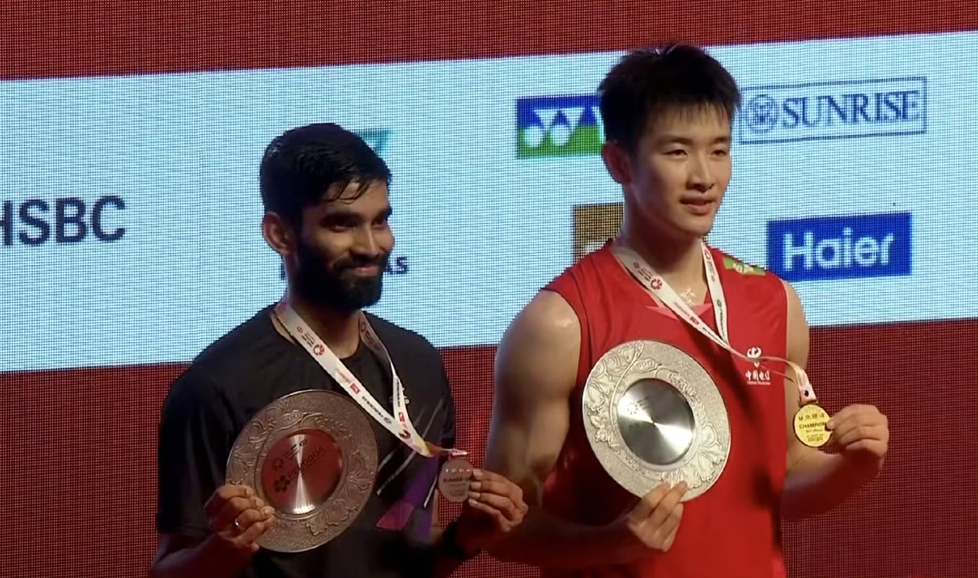 关于马来西亚队完胜泰国队，李梓嘉刷新纪录的信息