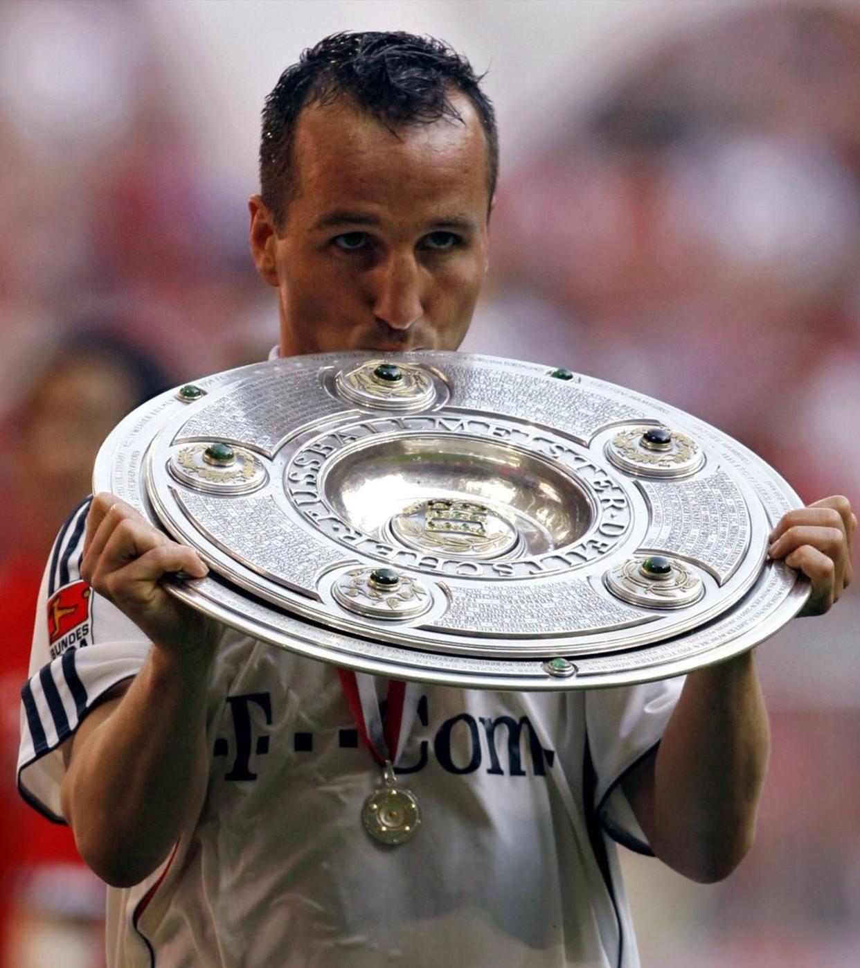 关于勒沃库森队主力中场受伤，或将影响下轮作战的信息