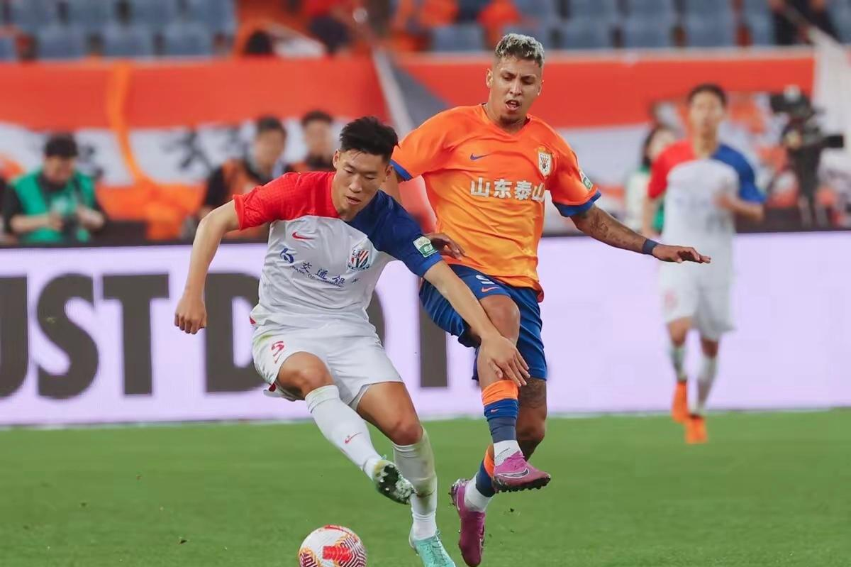 开云体育-足球联赛的惊喜连连，弱旅逆袭让人惊叹的简单介绍