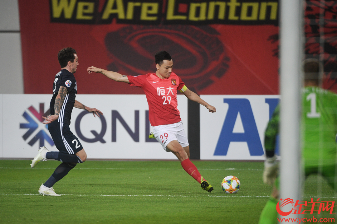 广州恒大客场大胜,稳固领先优势的简单介绍 广州恒大客场大胜,稳固领先优势的简单介绍