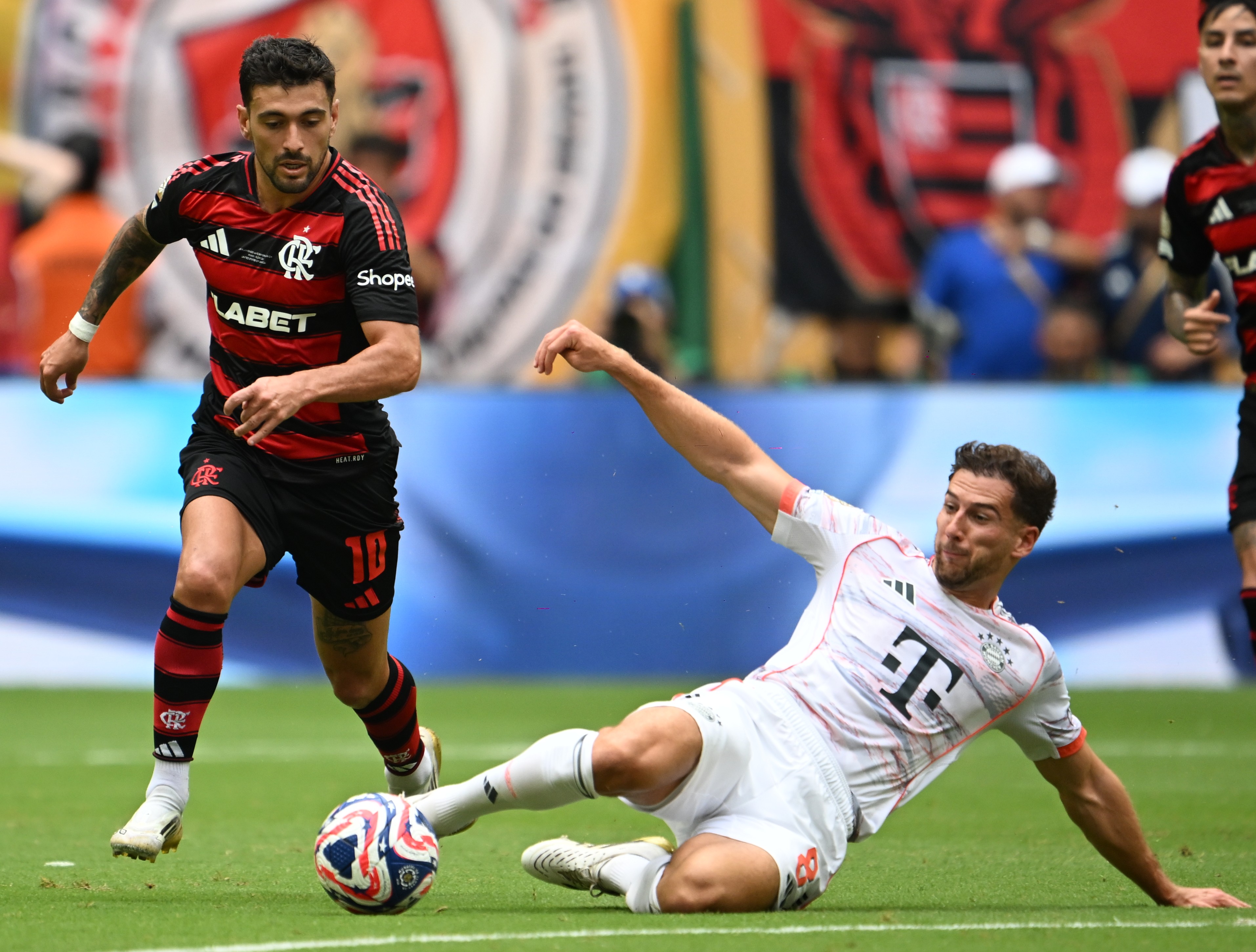 拜仁绝杀德国,佩德里高光表现的简单介绍 拜仁绝杀德国,佩德里高光表现的简单介绍