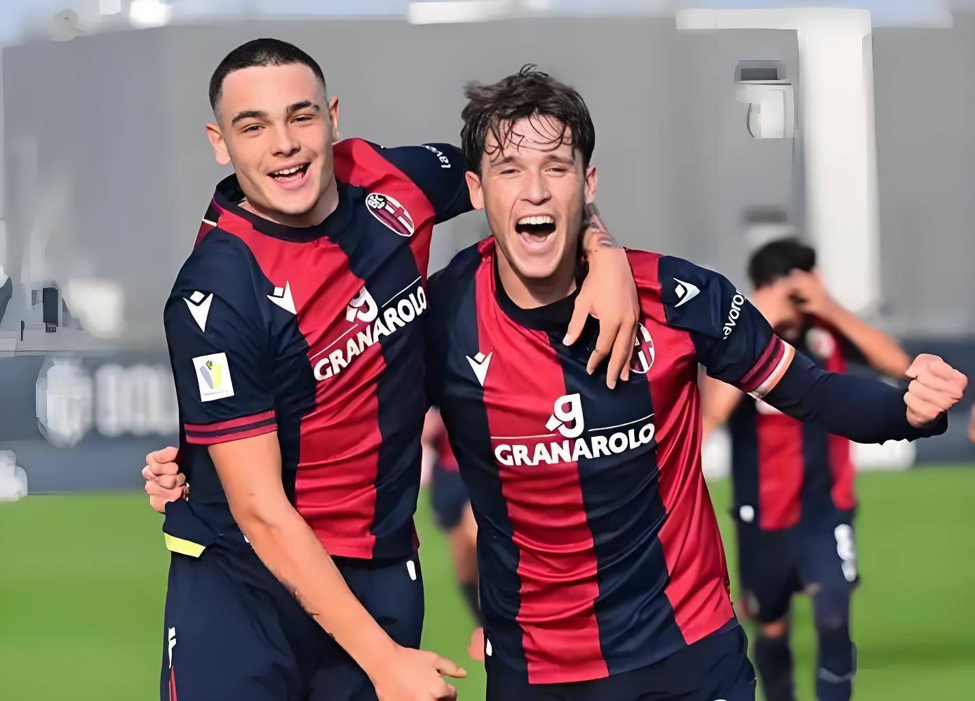 包含斯佩齐亚客场遭卡利亚里逆转，降级压力增大的词条