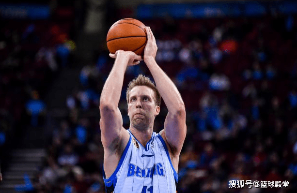 关于施图加特主教练表示需要加强球队进攻效率的信息