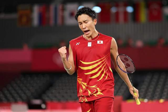 包含中国羽毛球队鏖战泰国羽毛球队，桃田贤斗制霸全场的词条