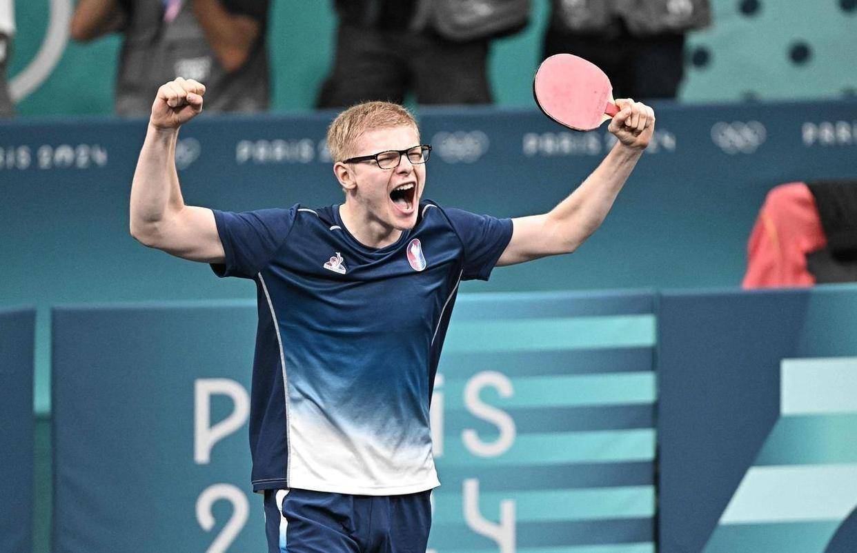 中国乒乓球队翻盘瑞典乒乓球队，许昕三分雨点燃全场的简单介绍