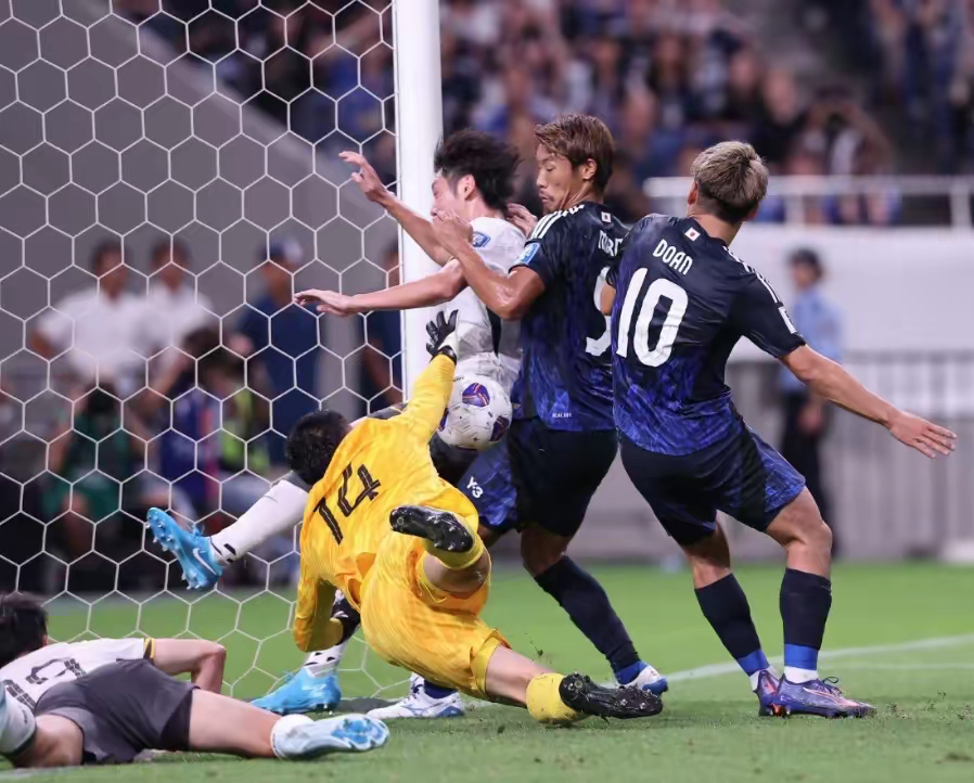 日本逆转西班牙，穆勒制霸全场