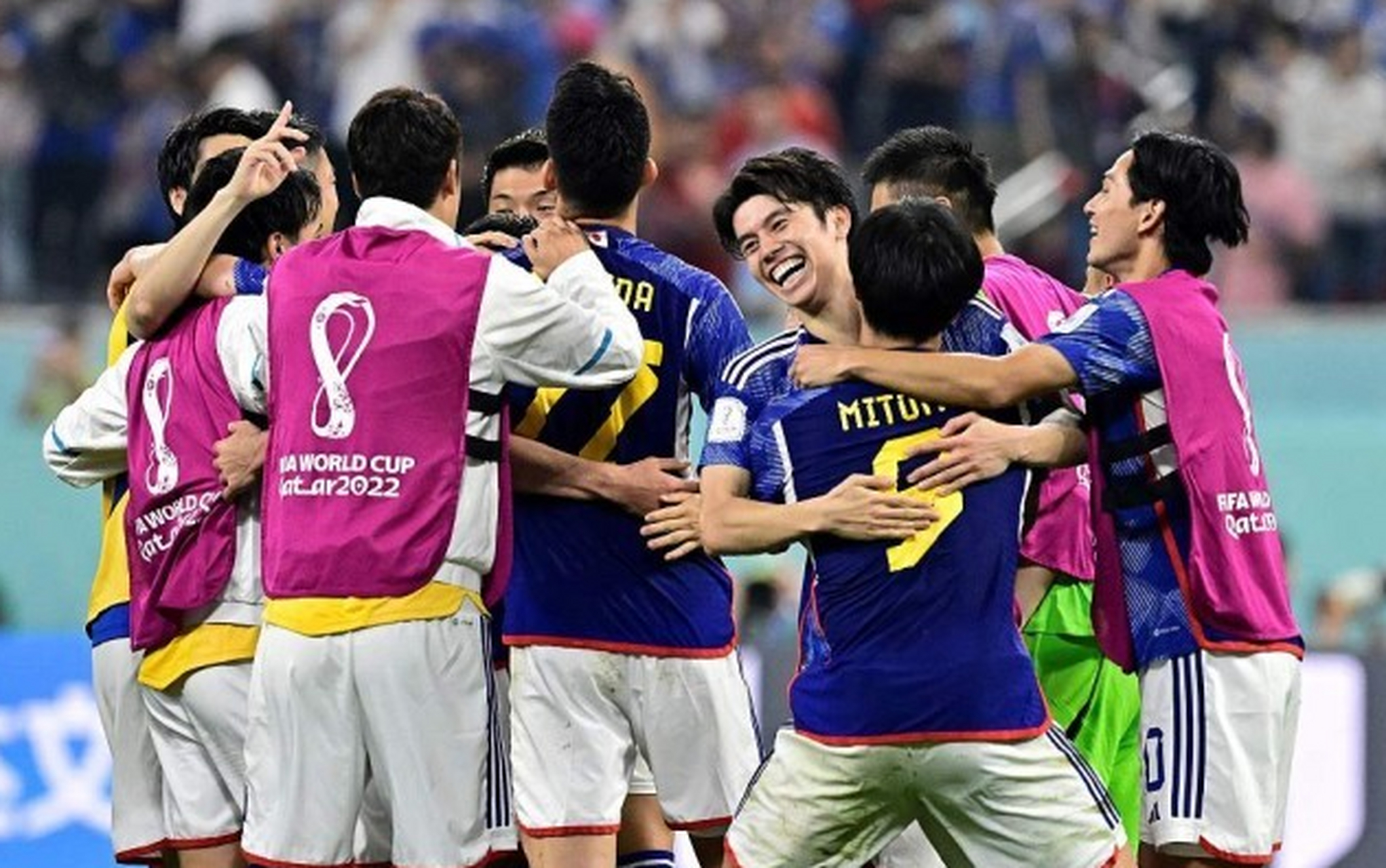 日本逆转西班牙，穆勒制霸全场